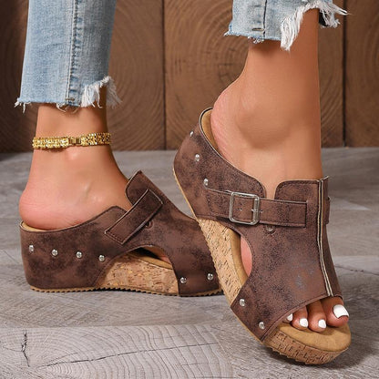Amara - Orthopedisch geïnspireerde sleehak sandalen