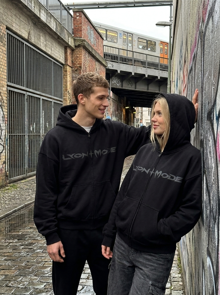 CORE ZIP HOODIE